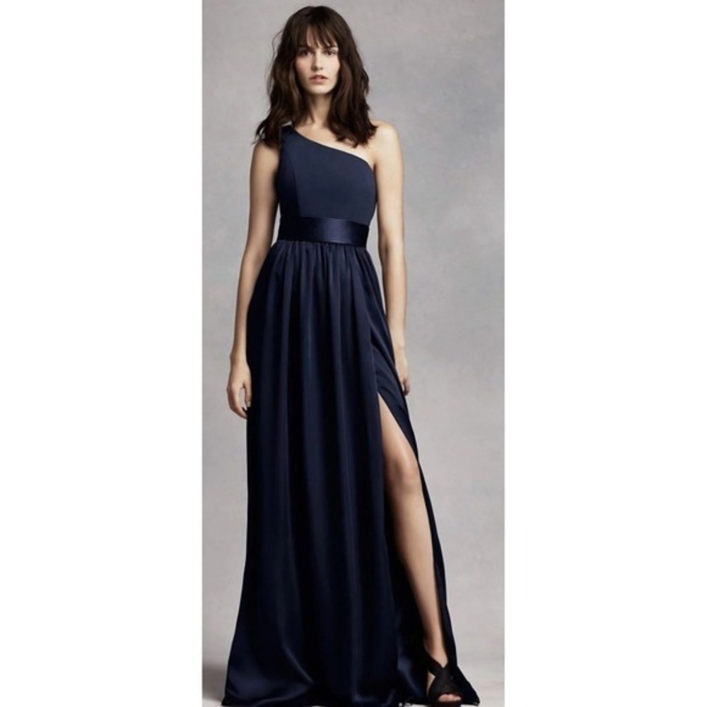 Vera Wang White One Shoulder Navy Maxi Dress Size 6 Formal Bridesmaid Evening